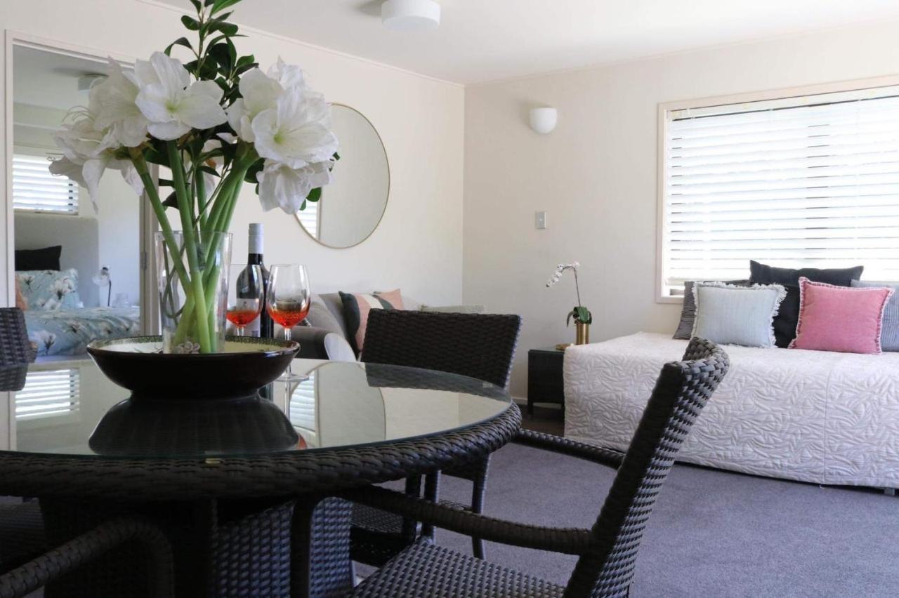 Retreat On Rita ~ Downtown Mount Maunganui With Beach Access 外观 照片