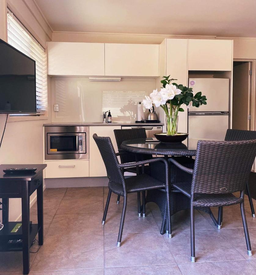 Retreat On Rita ~ Downtown Mount Maunganui With Beach Access 外观 照片